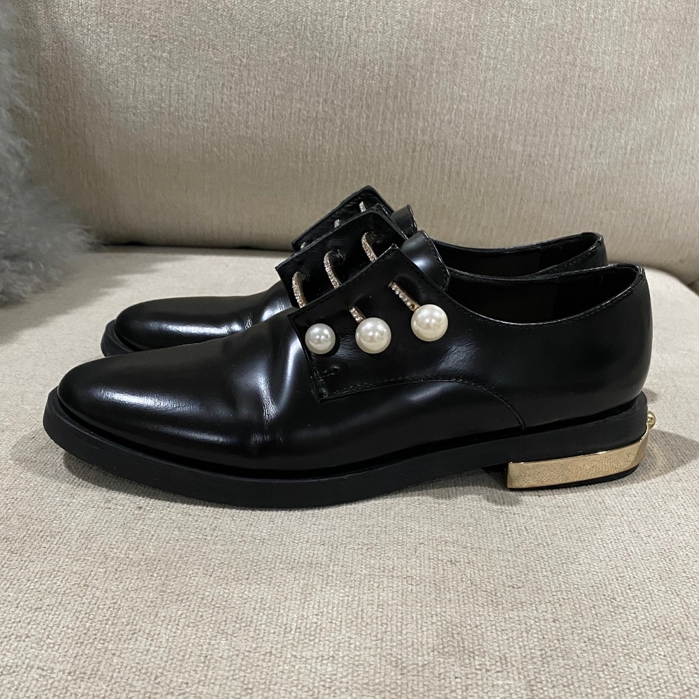 derby shoe with pearl and crystaI - Picture 8 of 12